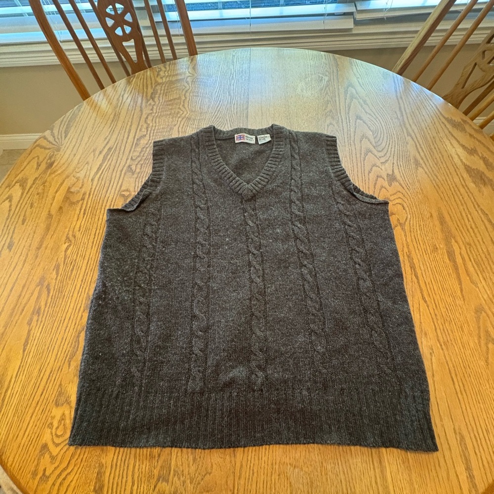 LAST CALL Vintage Royal Scott Wool Cableknit V Neck Sweater Vest Men’s M Brown